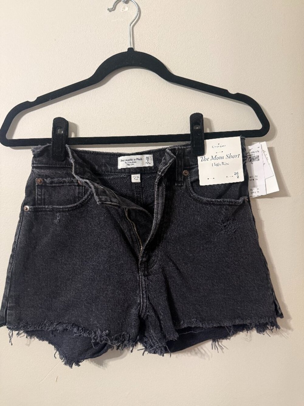 Abercrombie Curve Love The Mom Short High Rise Black Denim 26 NWT